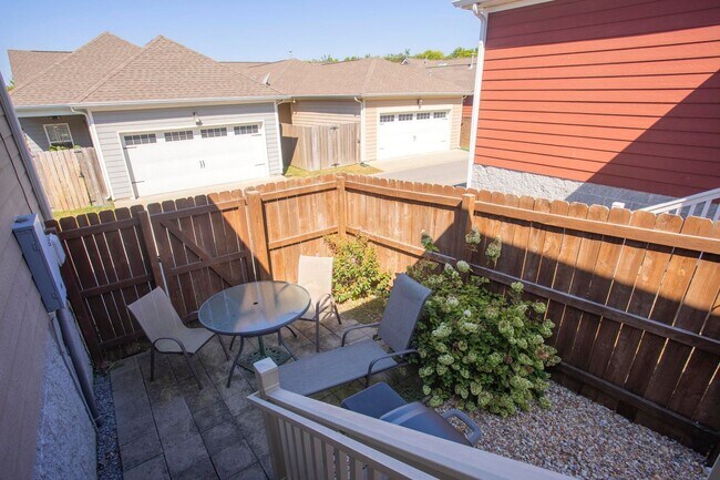 Building Photo - 1123 Frewin St