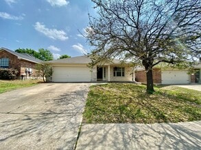 Building Photo - Charming 3-Bedroom Oasis in Round Rock