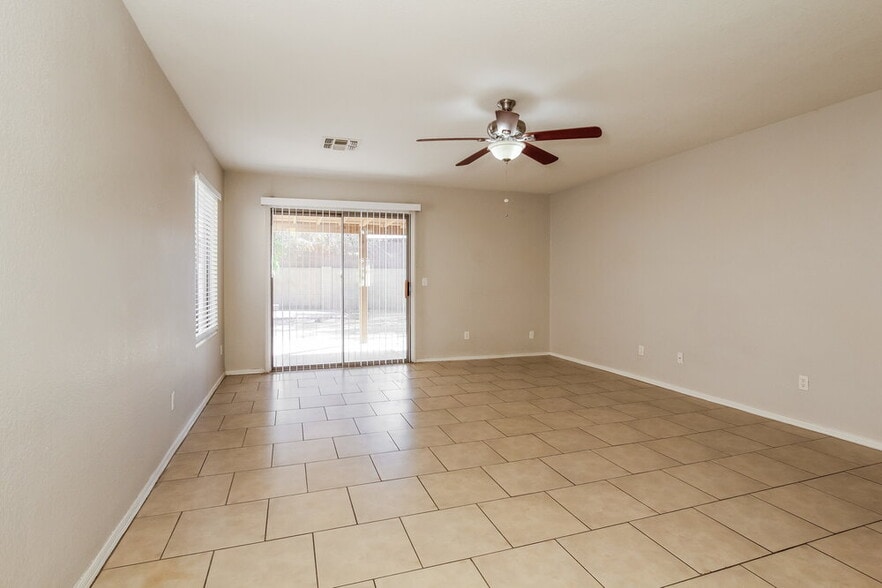 Building Photo - 2513 N 114th Ave