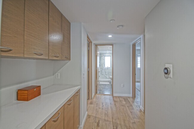 Building Photo - NEWER, LUXURIOUS & MODERN, 2920 SQ FT HOME W/ HIGH END DETAILS, AMAZING DECK/BALCONY SPACE, 2-CAR...