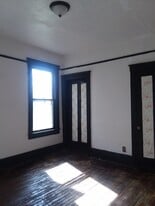 Building Photo - 186 Monterey St