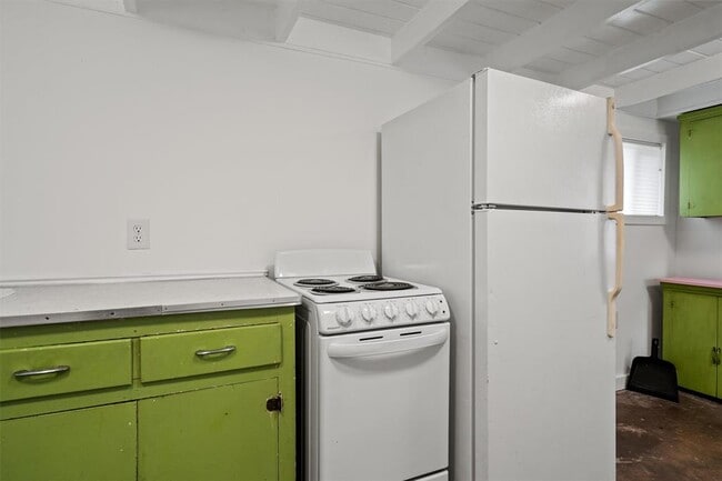 Building Photo - 5212 Berkman Dr