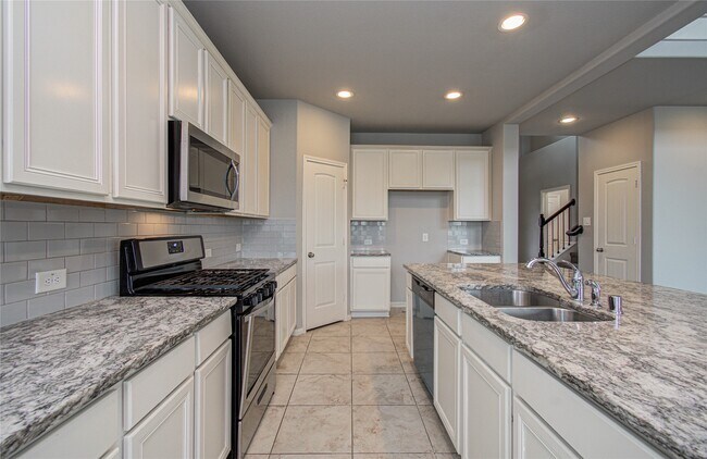 Building Photo - 24331 Kee Cresta Ct