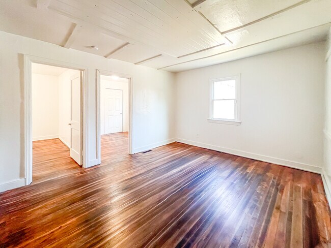 Building Photo - 111 Virginia Ave