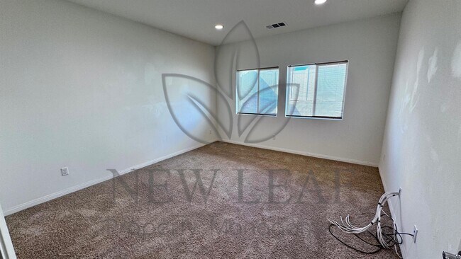 Building Photo - 10674 Appaloosa Ave