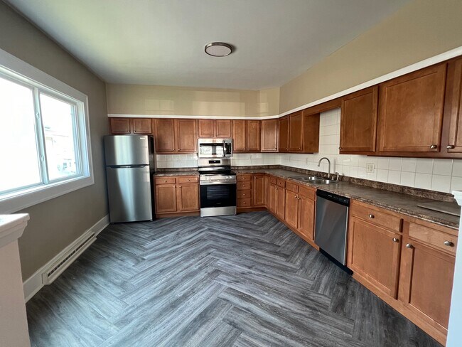 Building Photo - 3840 Olive St