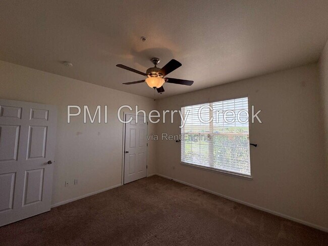 Building Photo - 3890 S Dayton St