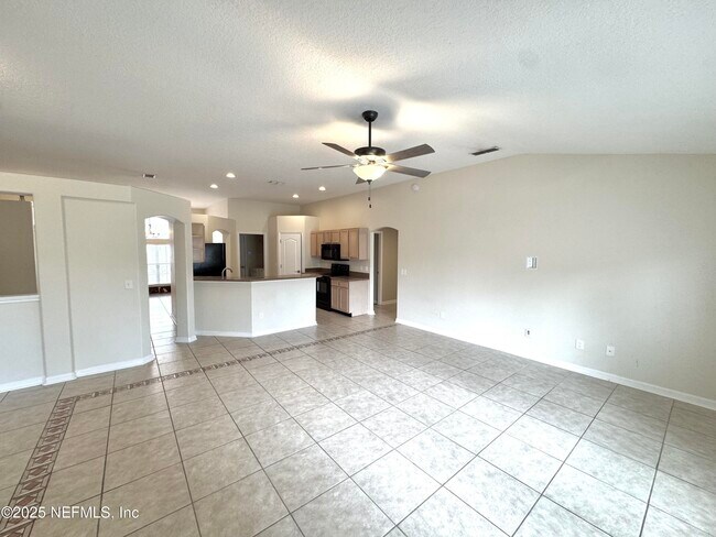 Building Photo - 12850 Chets Creek Dr N