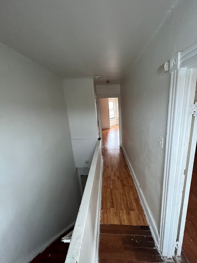 Building Photo - 151 W Buttonwood St