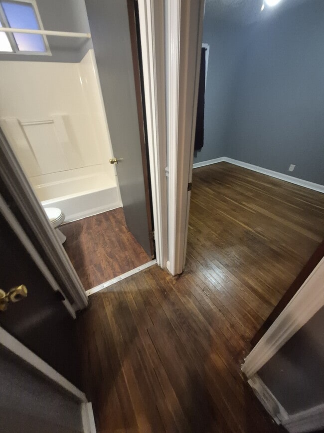 Building Photo - 1539 Comet Dr