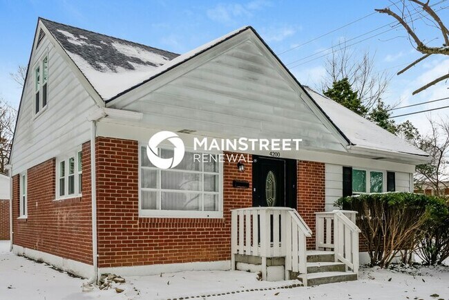Building Photo - 3 Bedroom Pet-Friendly Home in Louisville,...
