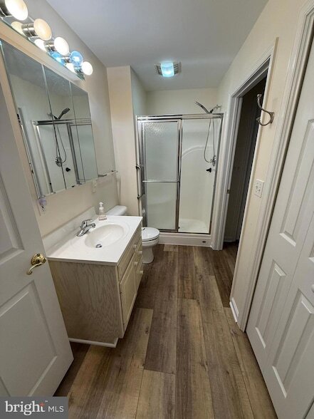 Building Photo - 609 Chicory Spring Ct