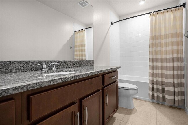 Building Photo - 2498 Empress Dr