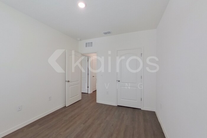 Building Photo - 32122 Katelin Cir