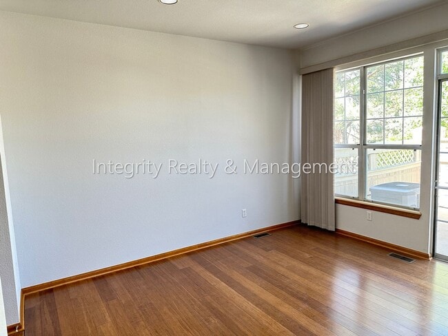 Building Photo - 3410 W 98th Dr