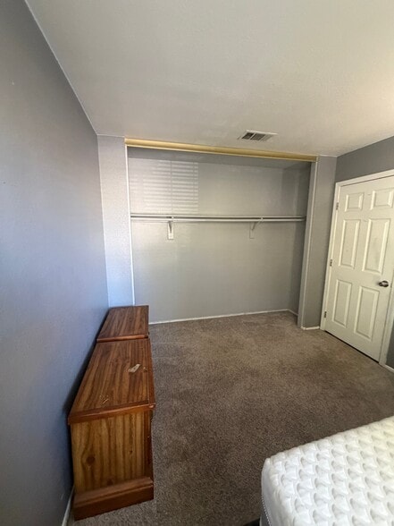 Building Photo - 11520 Aberdeen Dr