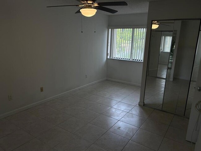 Building Photo - 485 NW 210th St