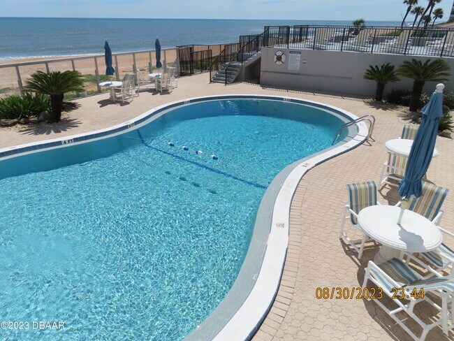 Building Photo - 1415 Ocean Shore Blvd