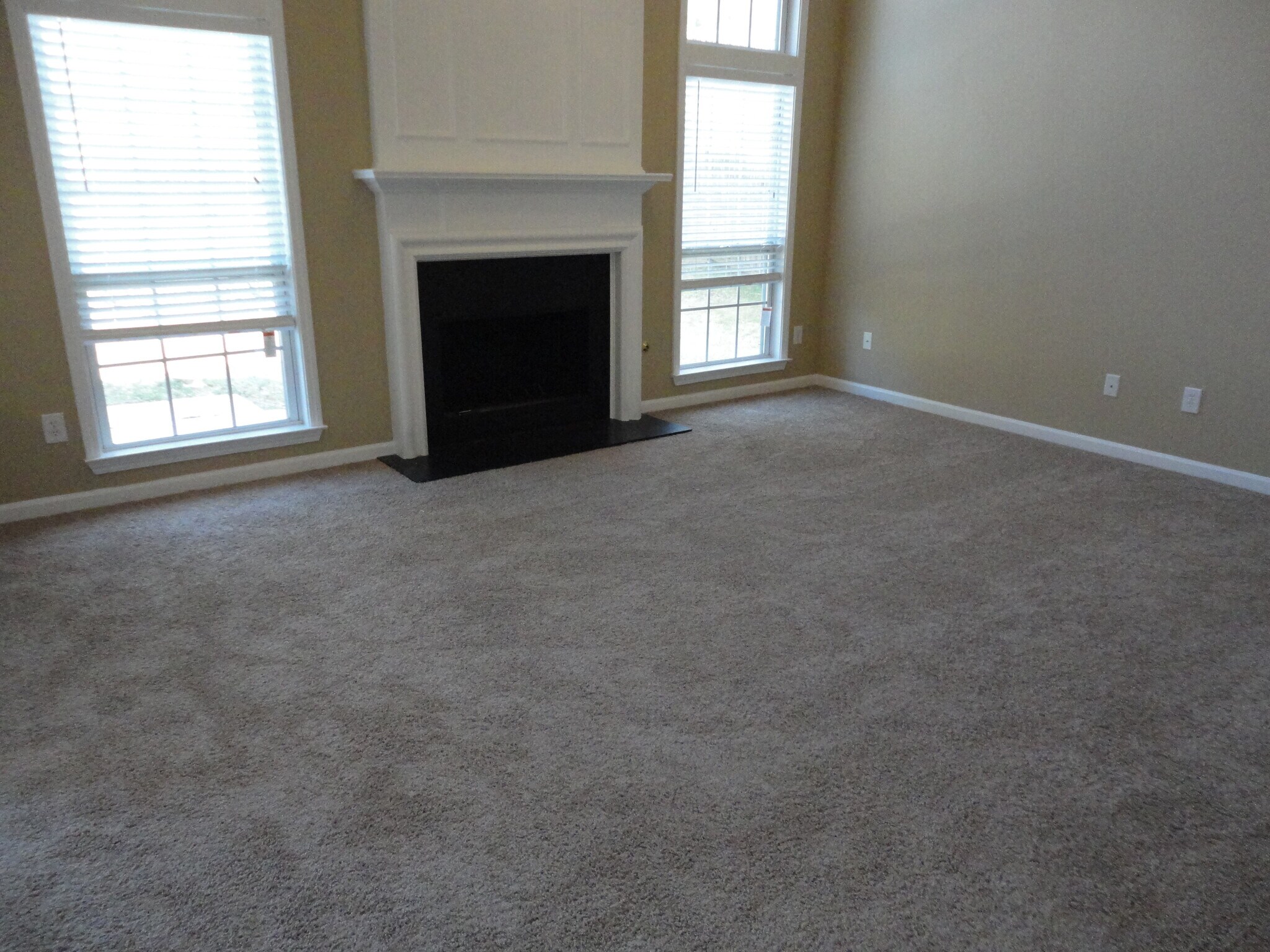 Building Photo - 3206 Claybrooke Dr NE