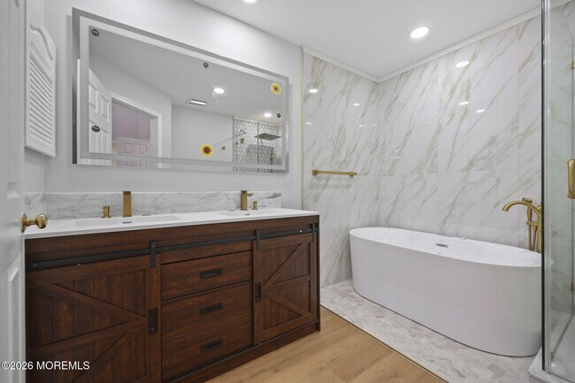 Building Photo - 1115 Roseberry Ct