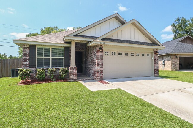 Building Photo - 16509 Lexington Ct