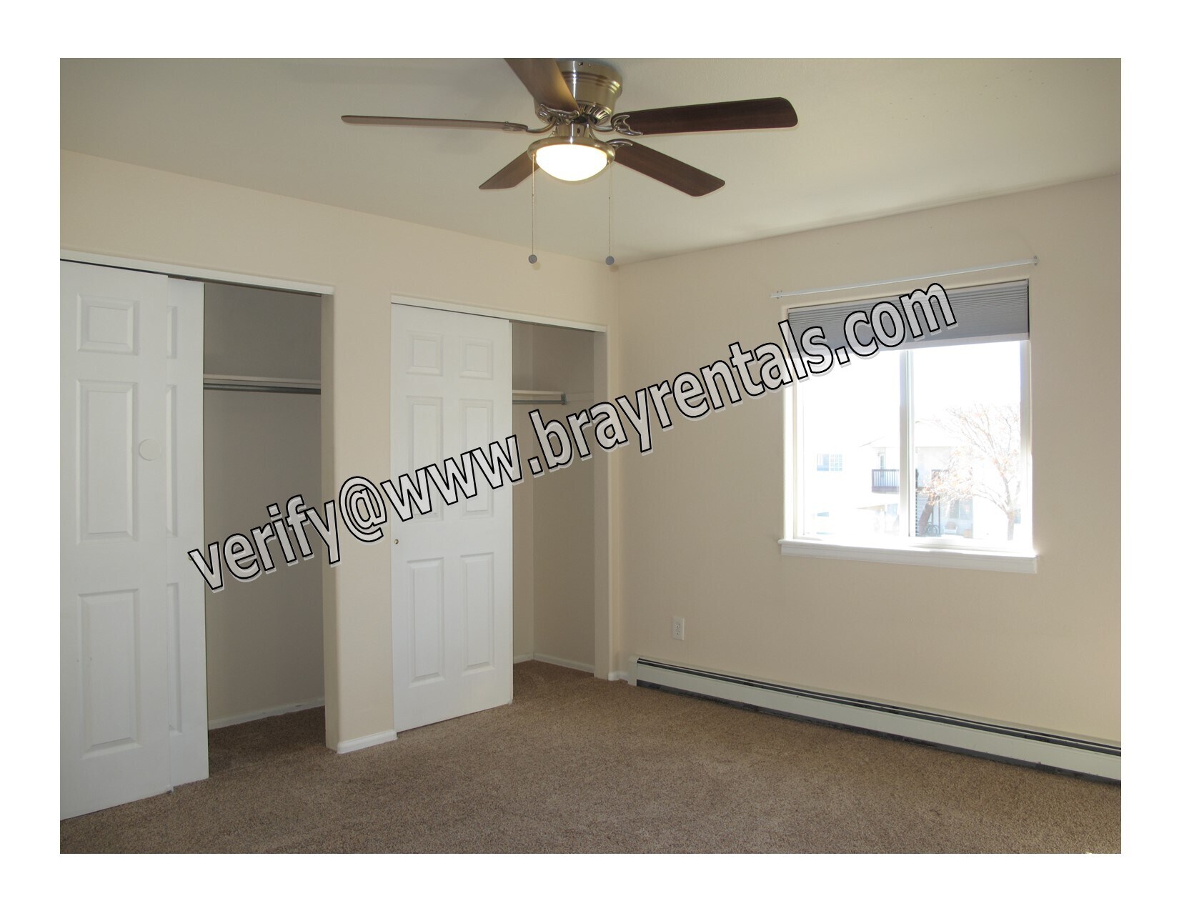 Building Photo - 1143 E Carolina Ave