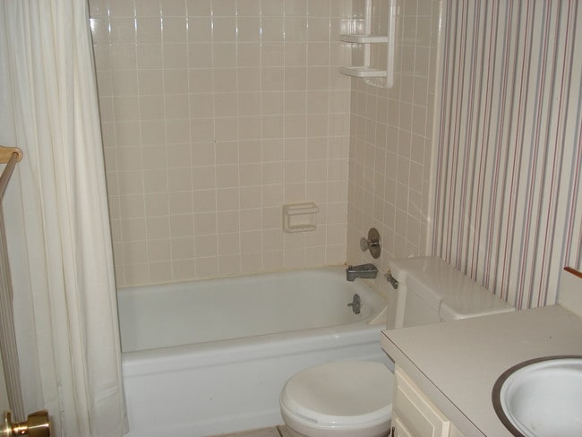 Interior Photo - 3567 Bosworth Rd