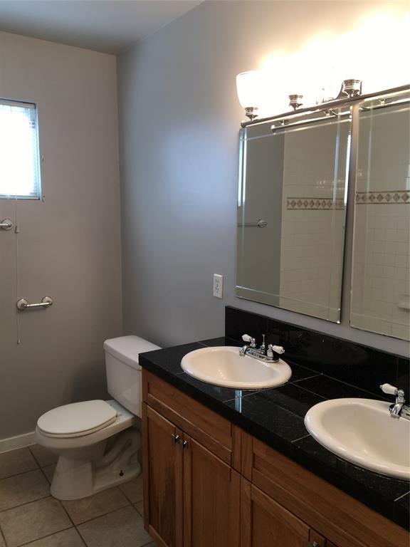 Building Photo - 4802 Clarkson Ave