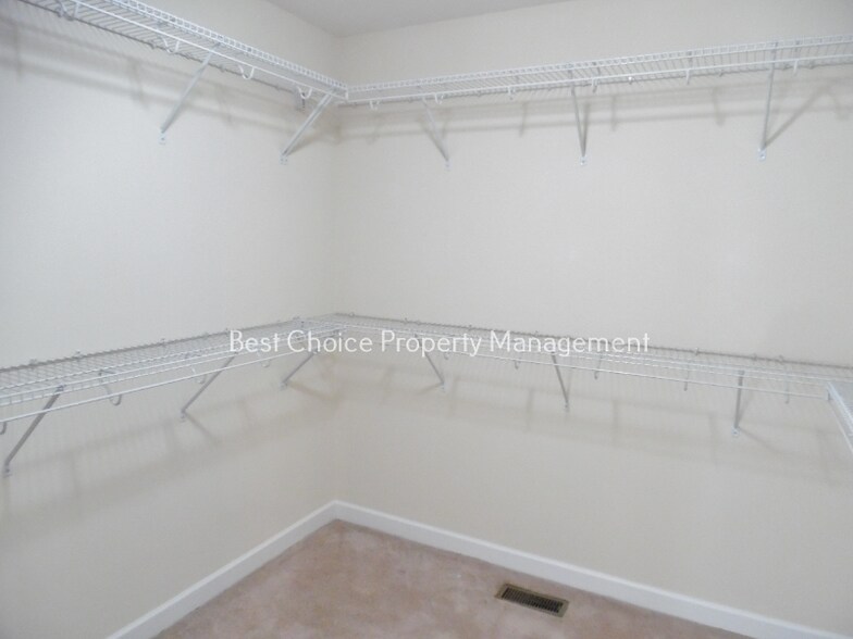 Building Photo - 2 Autumn Creek Way