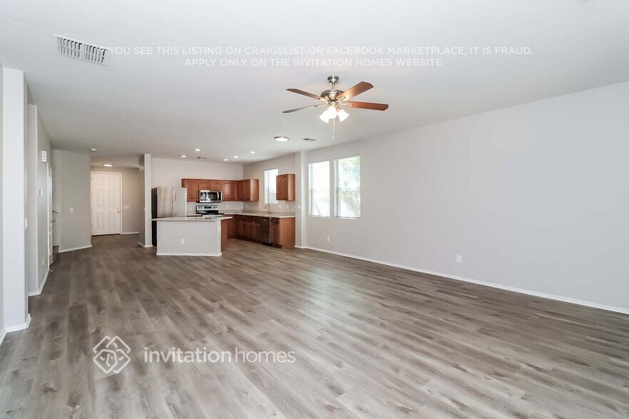 Building Photo - 3112 West Donner Dr