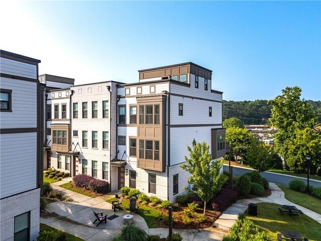 Building Photo - 2076 Holtz Ln