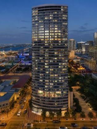 Building Photo - 225 N Miami Ave
