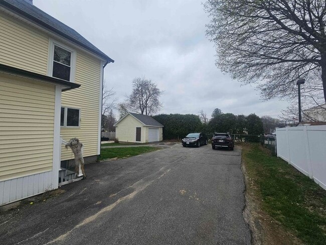 Building Photo - 50 Park St