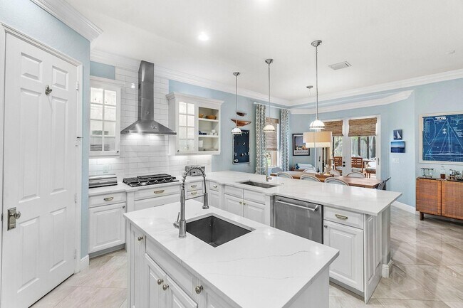 Building Photo - 10697 Willow Oak Ct