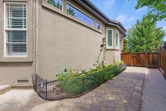 Building Photo - 2880 Friar Rock Ct
