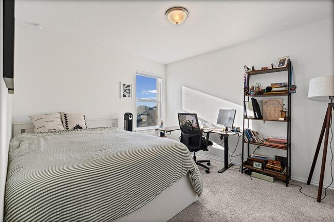 Building Photo - 6316 Carriage Pines Dr