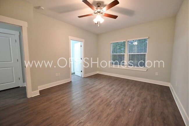 Building Photo - 312 N Sand Palm Rd