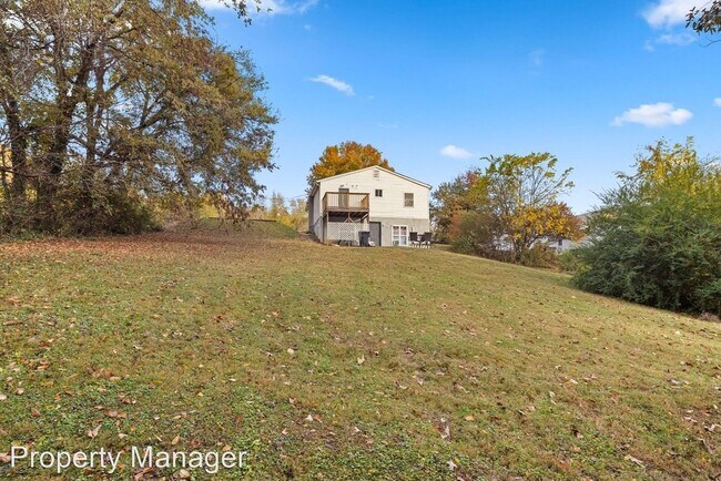 Building Photo - 4110 Garnet Dr