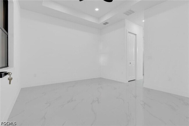 Building Photo - 1601 Clark Ave