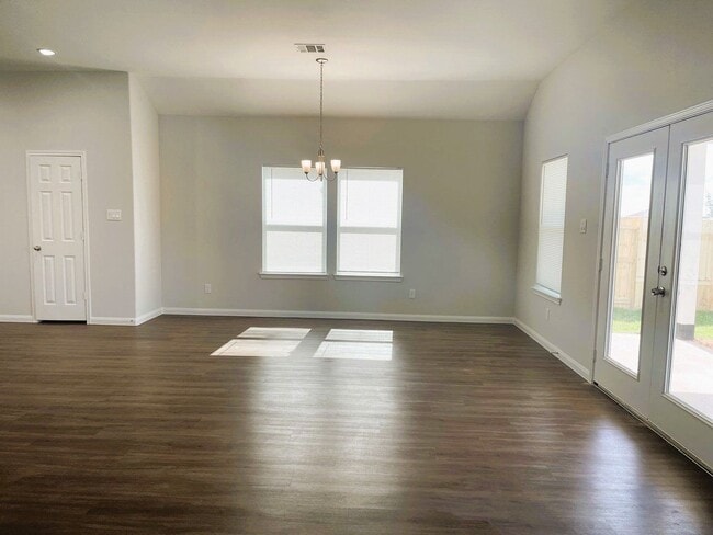 Building Photo - 1561 Rd 5728