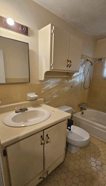 Building Photo - 306 Mustang Dr