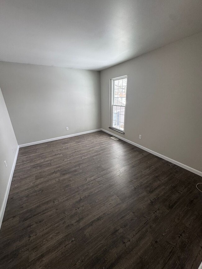 Building Photo - 5028 Woodmark Dr