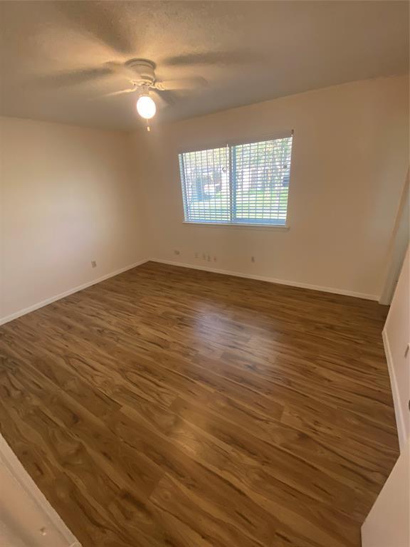 Building Photo - 2402 Dove Springs Dr