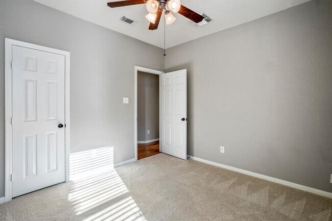 Building Photo - 20126 Monarda Manor Ct