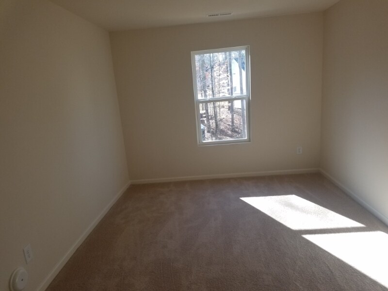 Building Photo - 2633 Taton Ct