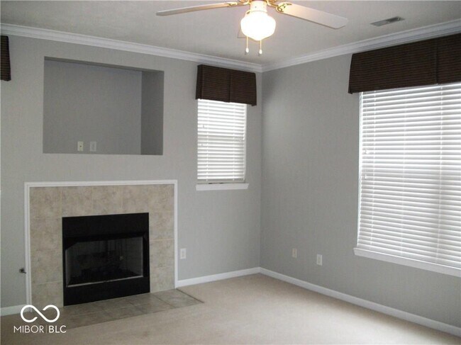 Building Photo - 2215 Colfax Ln