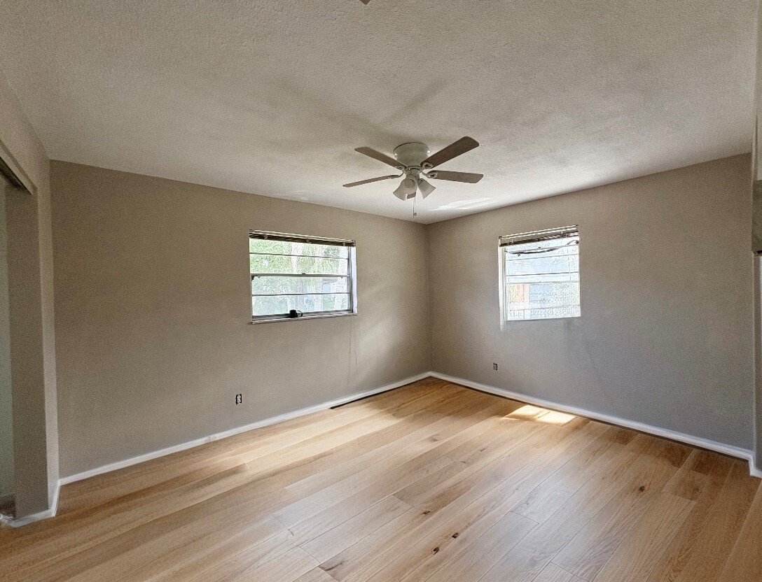 155B Bedroom - 155 New York Ave