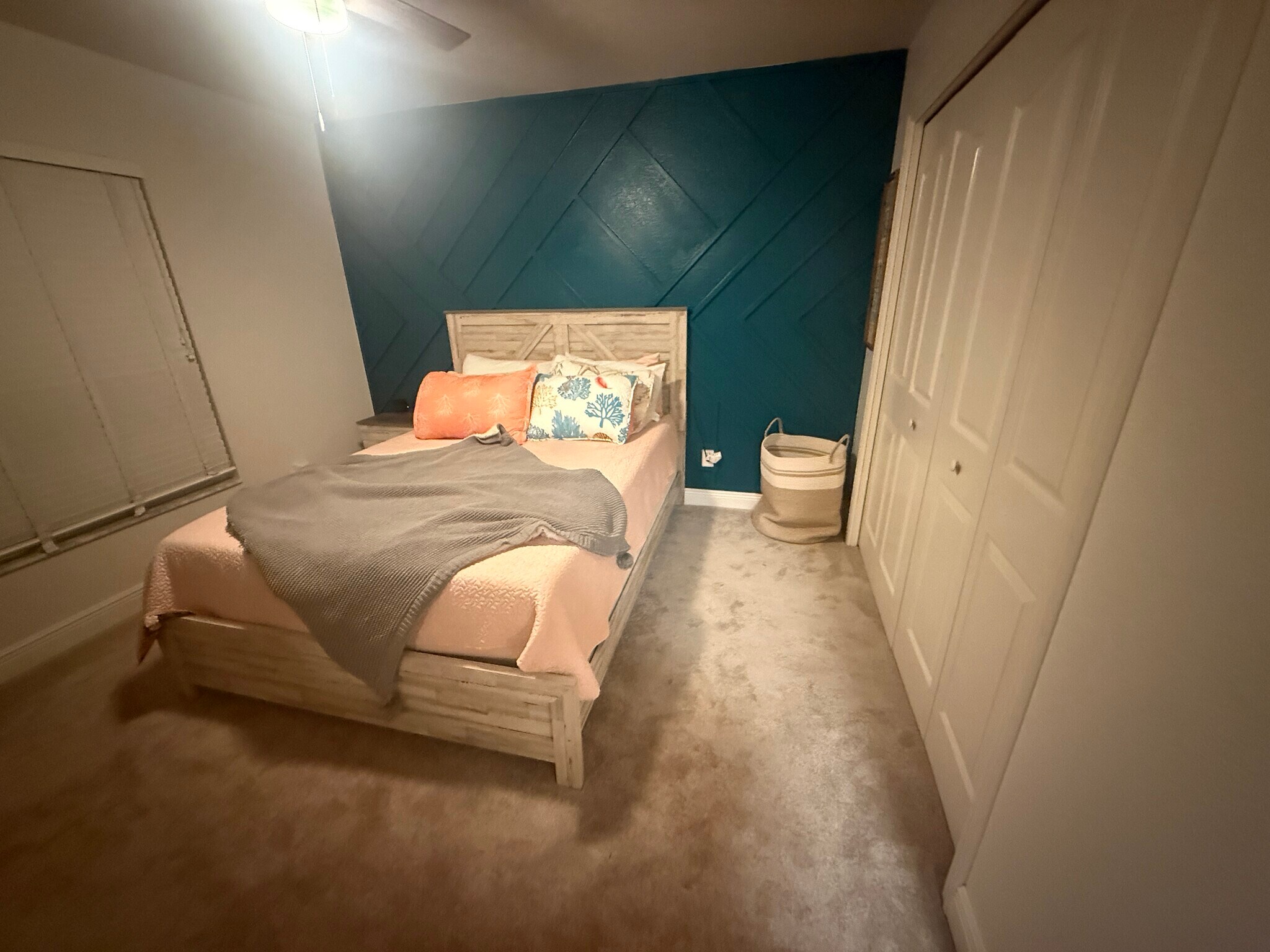 Furnished Rented Room - 5780 Osprey Rd