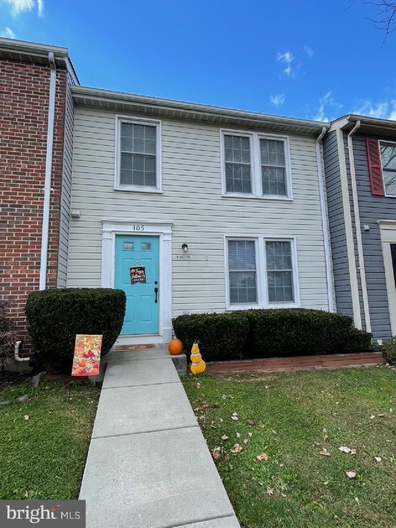 Building Photo - 105 Long Meadow Ct
