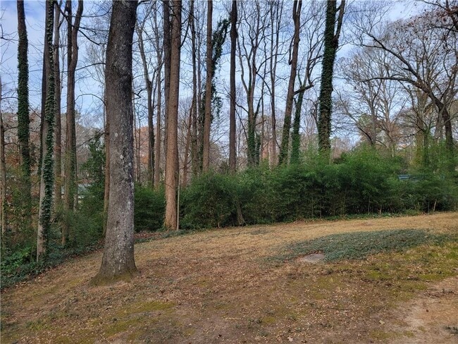 Building Photo - 3232 Woodlynne Way